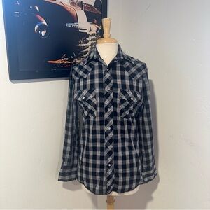 Wrangler plaid button up